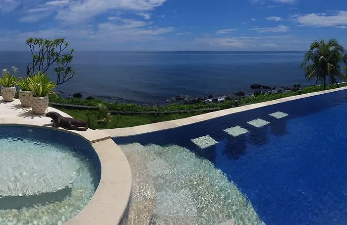 Toyabali-Resort, Boutique Beach Villas 4*